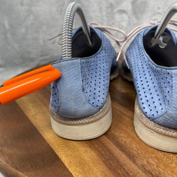 Clarks Somerset Oxford Womens 9.5 M Baby Blue Perforated Leather Nubuck Shoes - Picture 11 of 16